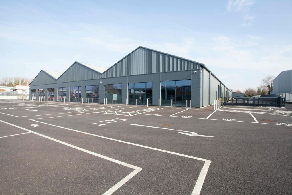 Property photo 1 of 8 Brunel Trade Park_0963.Jpg