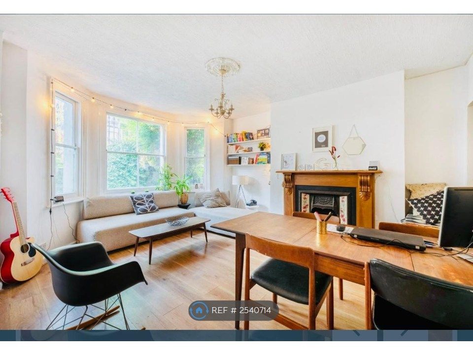 Property photo 2 of 8