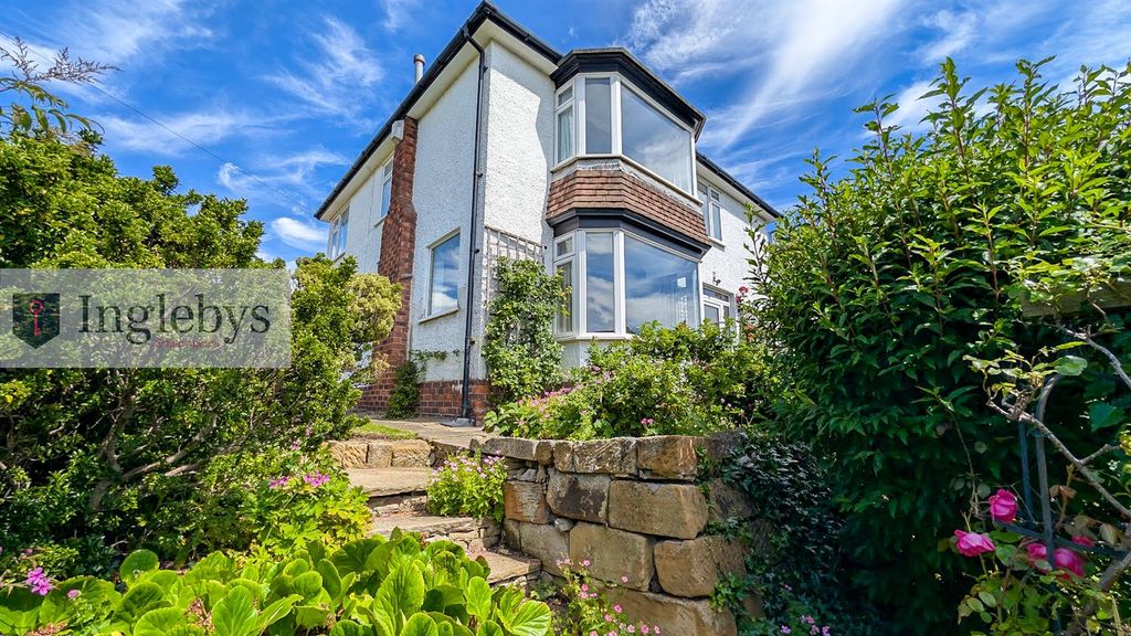 Property photo 1 of 53