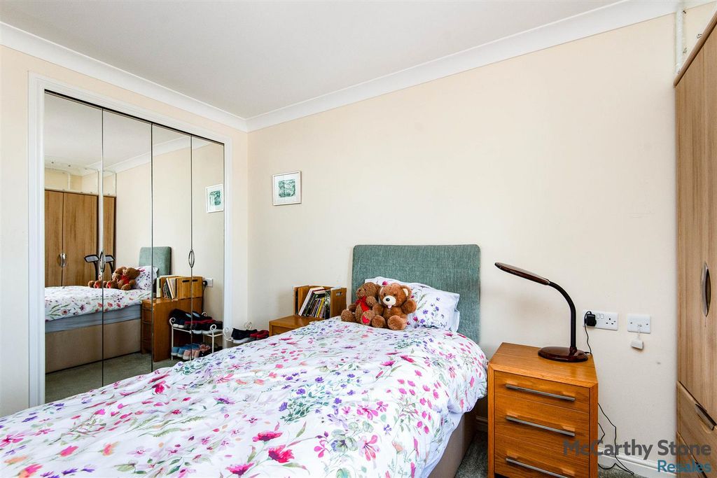 Additional image 8 of 2 bed flat for saleCaen Stone Court, Queen Street, Arundel BN18