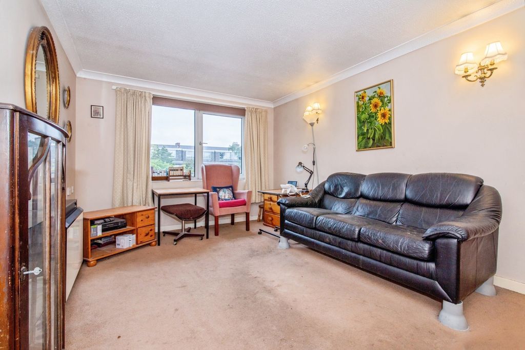 Property photo 2 of 14 Living Room