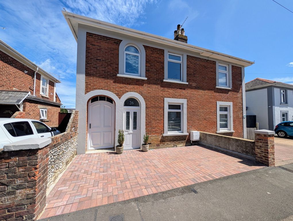 Property photo 1 of 29