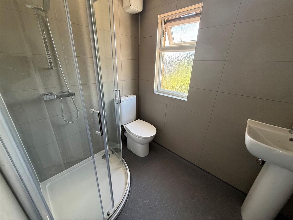 Property photo 3 of 12 1.Jpg