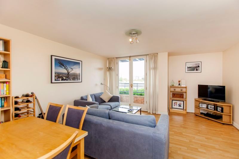 Property photo 3 of 10 Photo 3