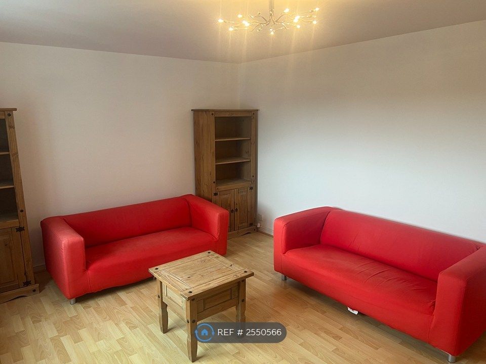 Property photo 2 of 24