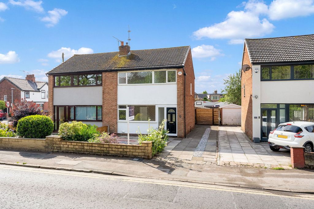 Property photo 1 of 27