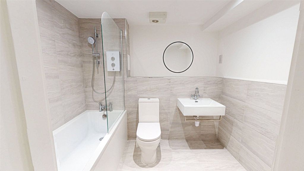 Property photo 2 of 10 Picture No. 30