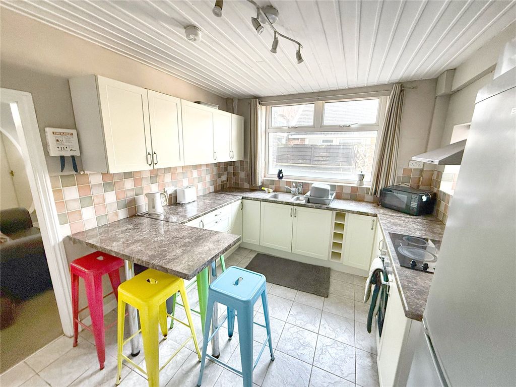 Property photo 3 of 17 Picture No. 08
