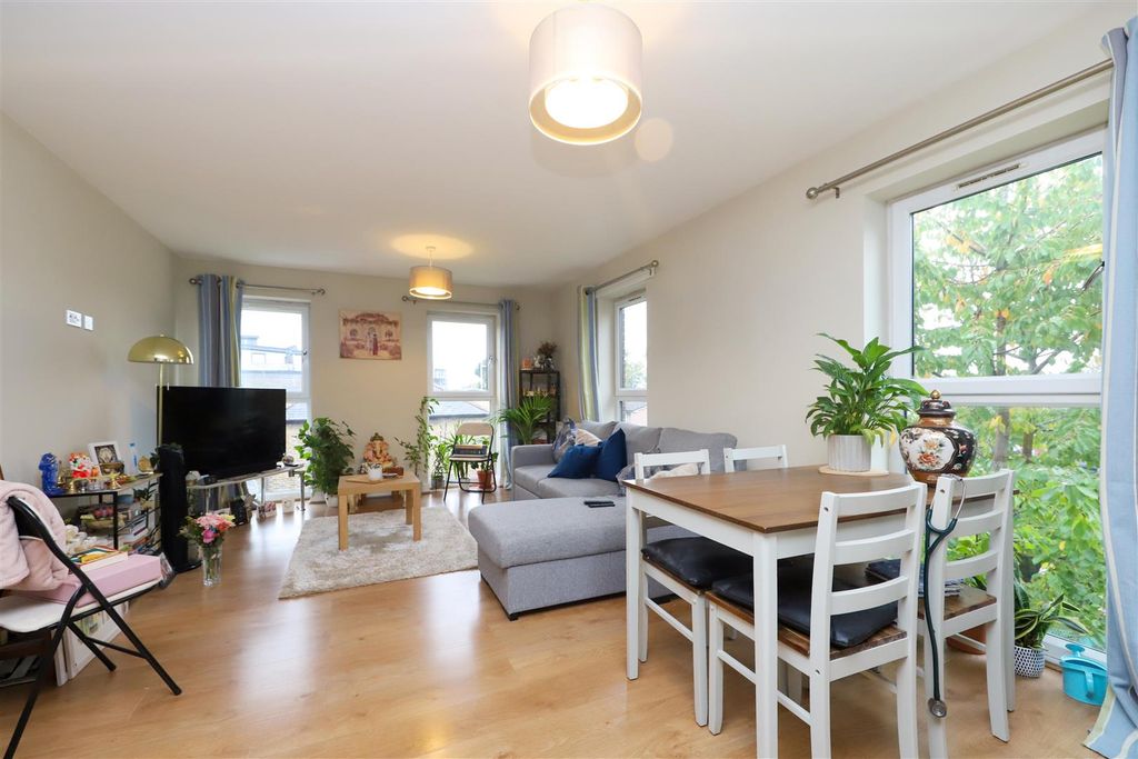 Property photo 2 of 8 Living Room