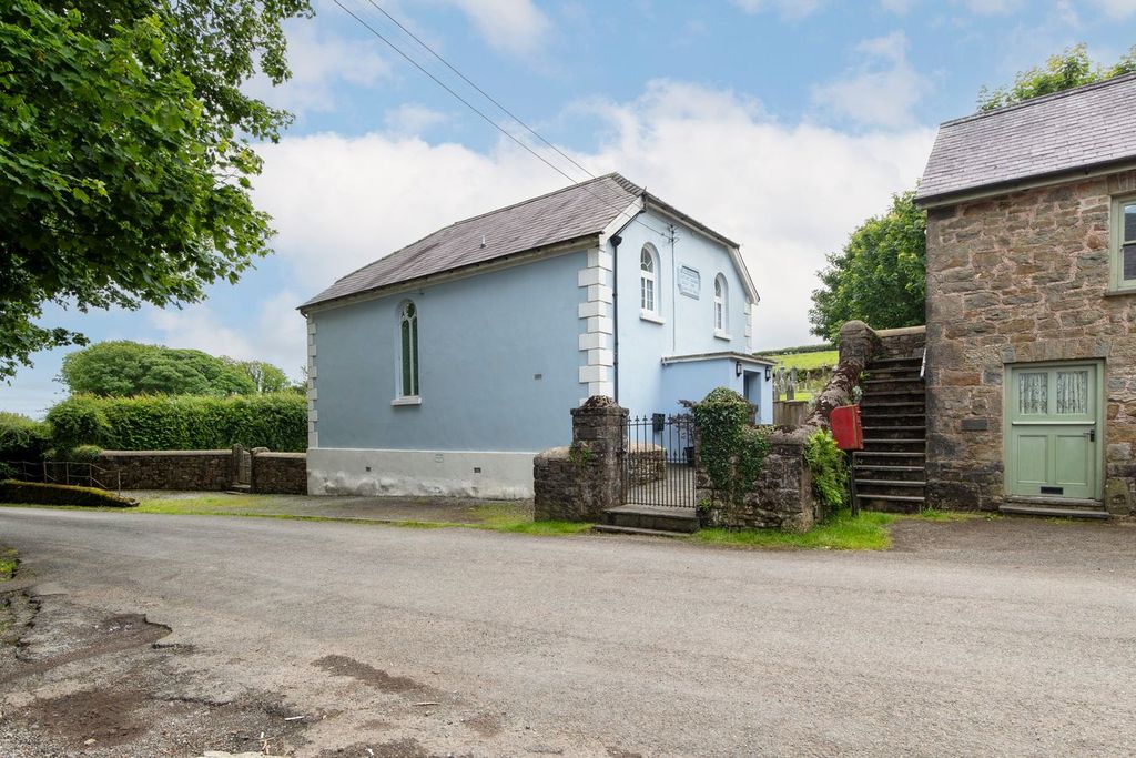Property photo 1 of 48