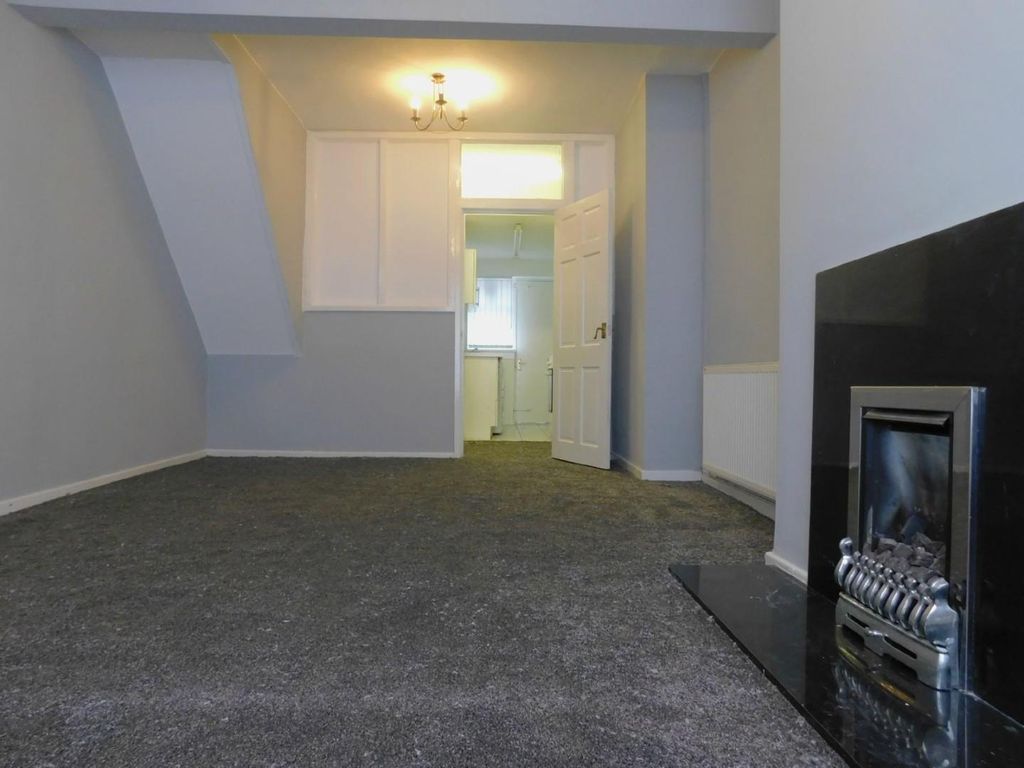 Property photo 3 of 7 Recep.Jpg