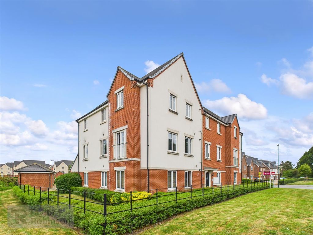 Property photo 1 of 11 Cam02600G0-Pr0475-Still018.Jpg