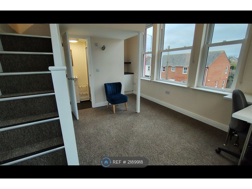 Property photo 2 of 10 Room 10