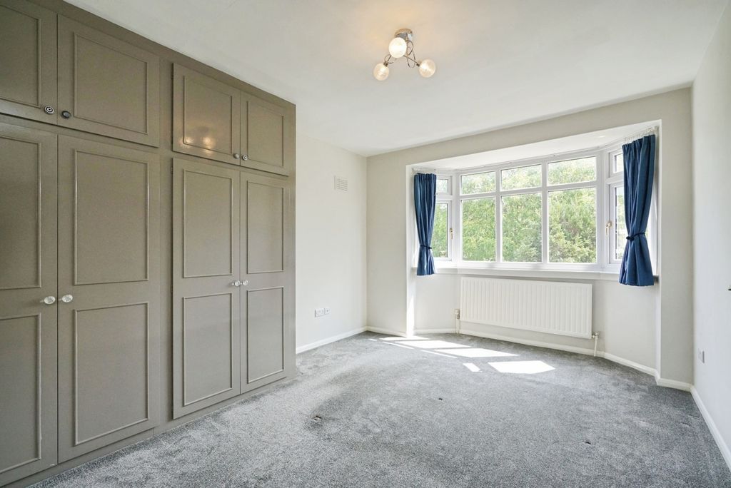 Property photo 3 of 13 Photo
