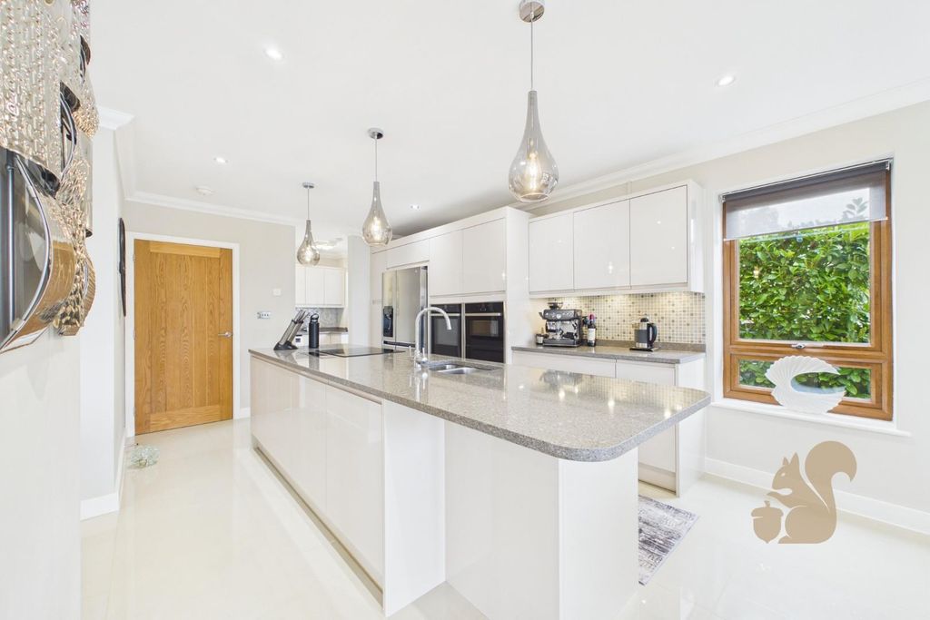 Property photo 2 of 49 Cam01659G0-Pr0761-Still045.Jpg