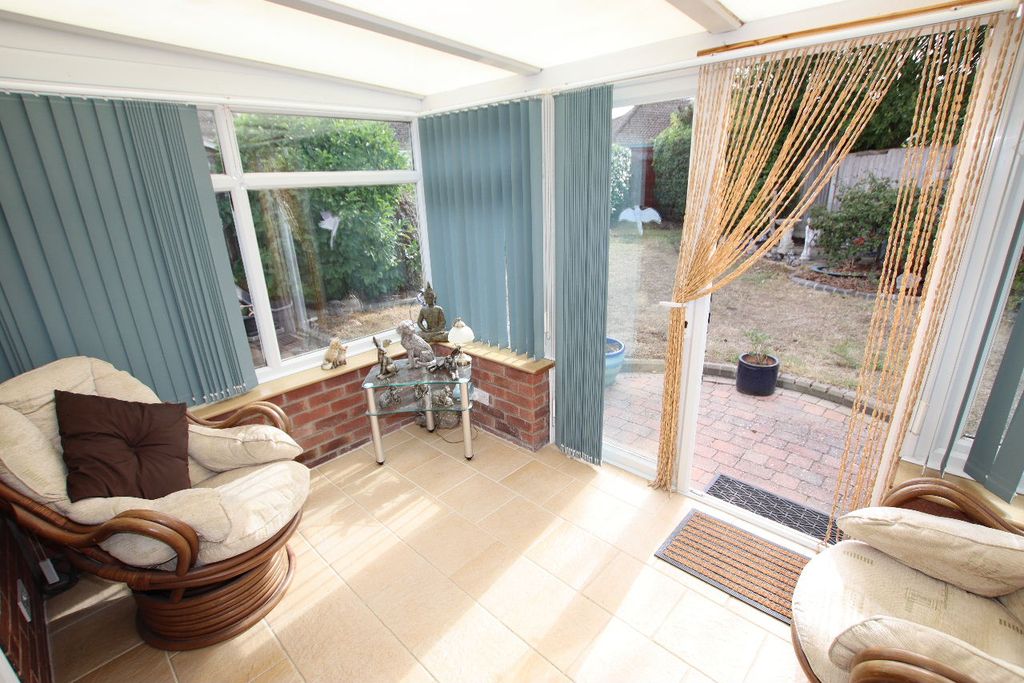 Property photo 2 of 14 Merrymount Gardens 6 - Conservatory 1