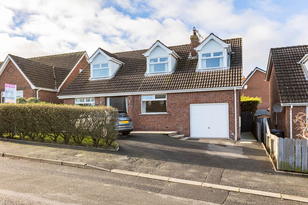 Property photo 1 of 46