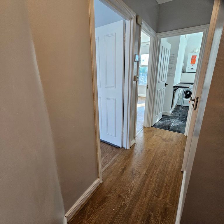 Property photo 3 of 6 Hallway