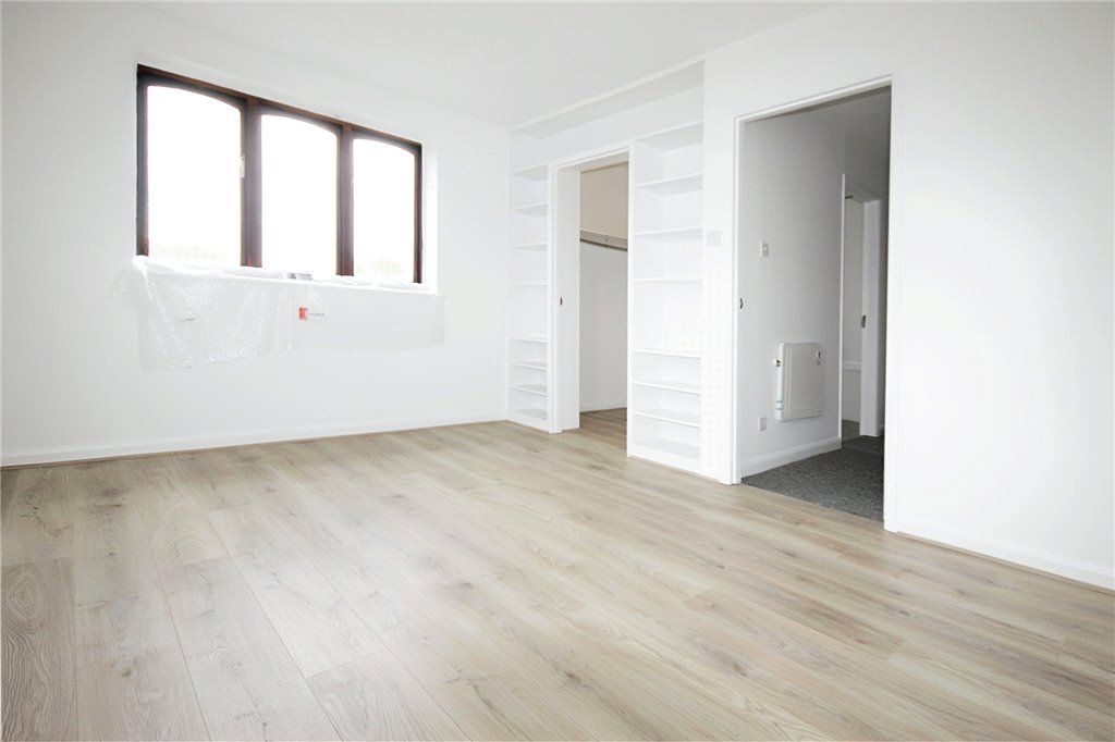 Property photo 3 of 7 Bedroom