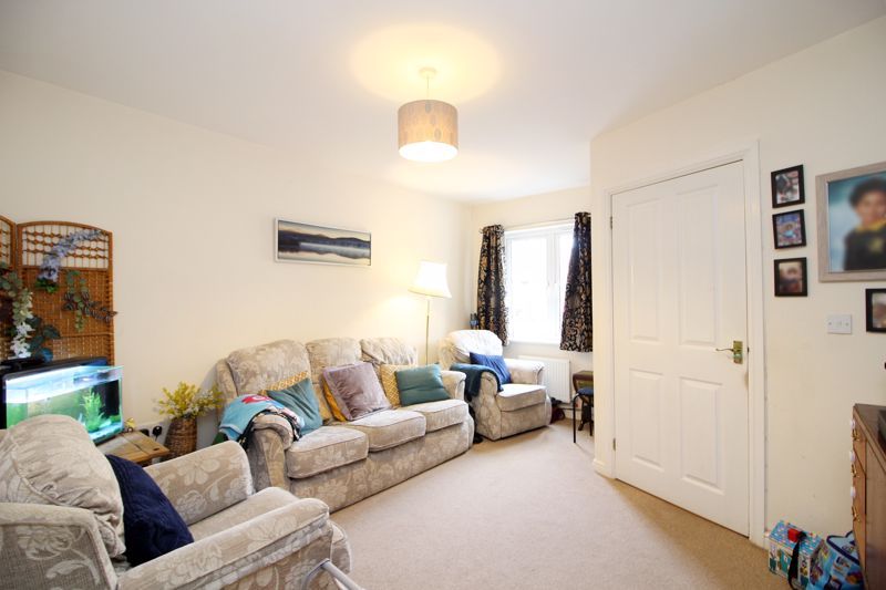 Property photo 2 of 14 Lounge