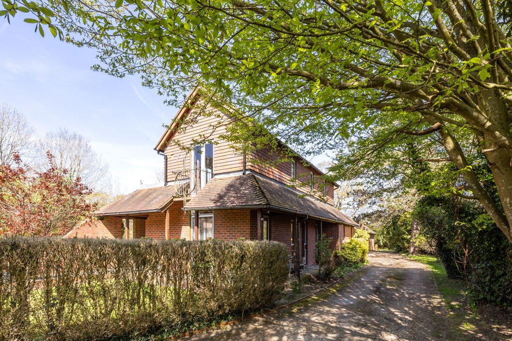 Property photo 2 of 45