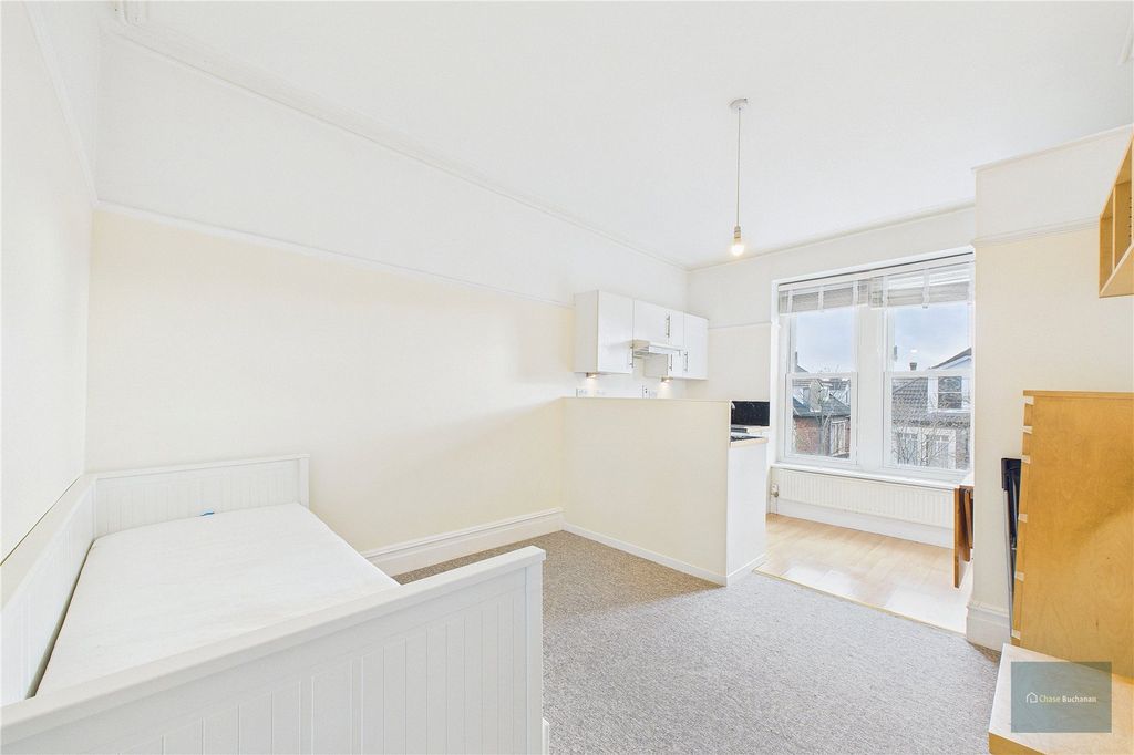 Property photo 2 of 9 Picture No. 05