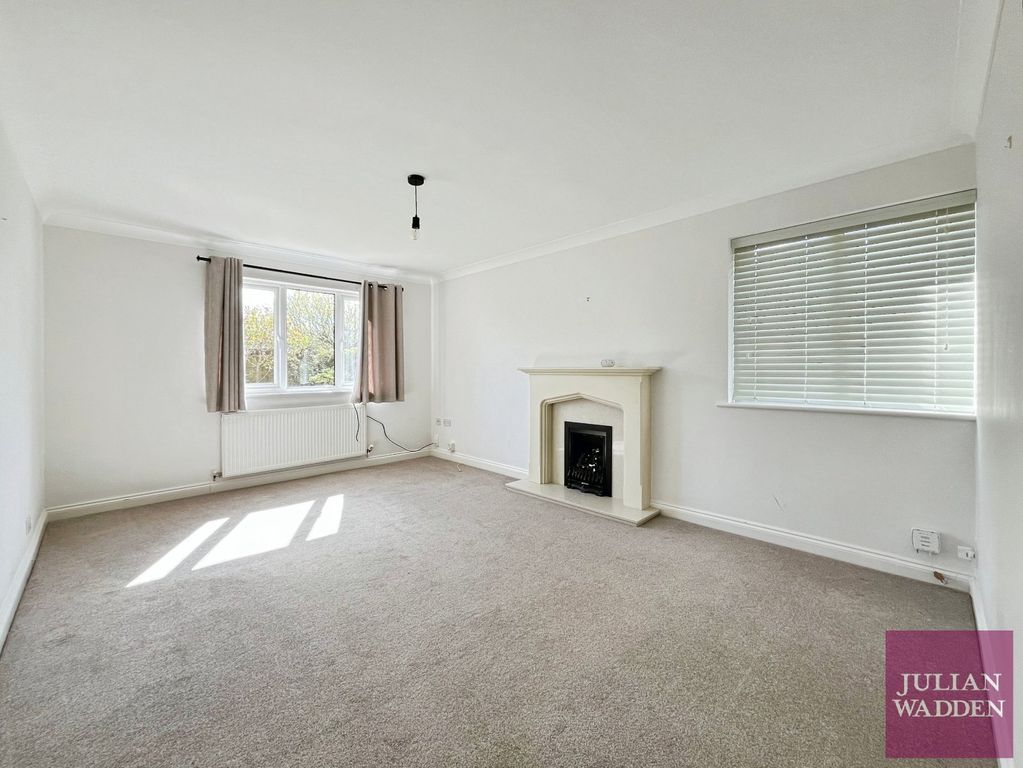 Property photo 2 of 14 Picture 2