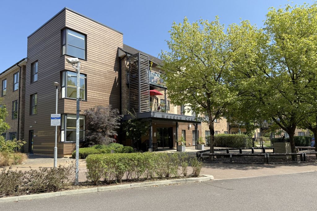 Property photo 1 of 20 Front