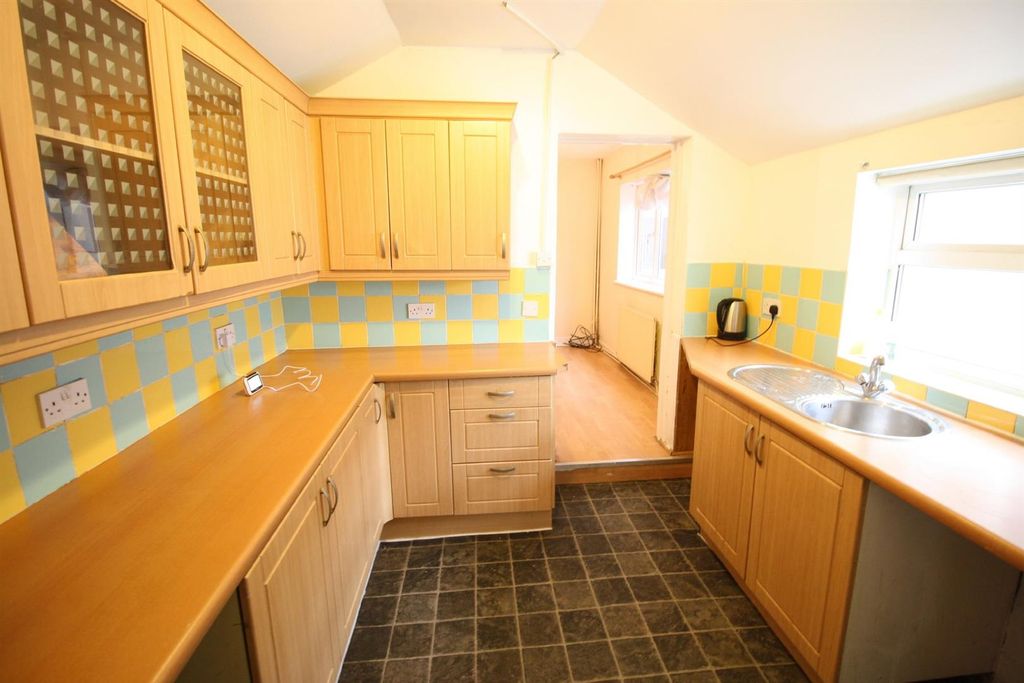Additional image 7 of 3 bed terraced house for saleGrove Road, Grays RM17