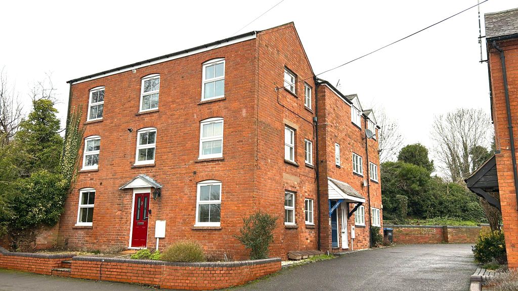 Property photo 1 of 9