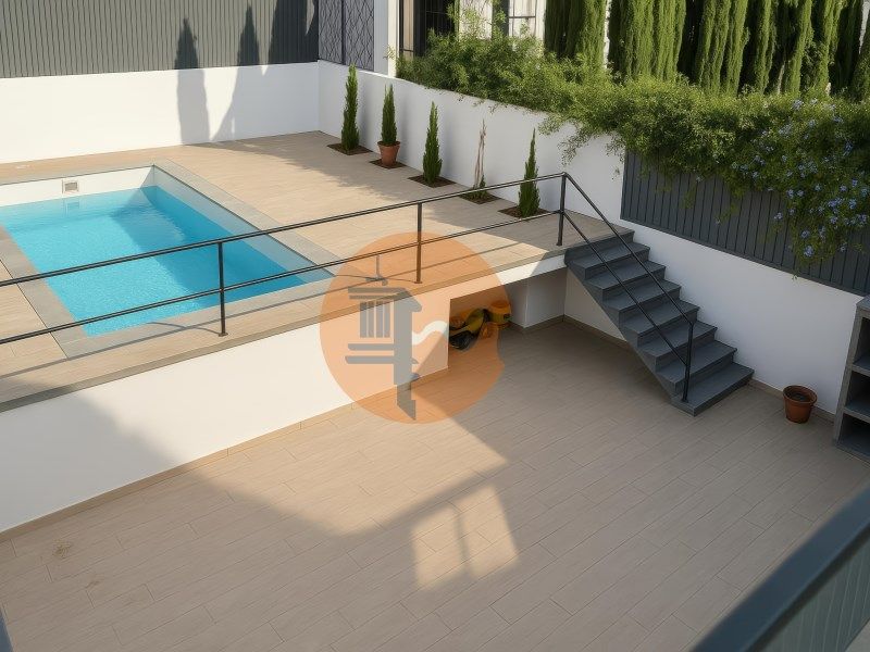 Property photo 3 of 58