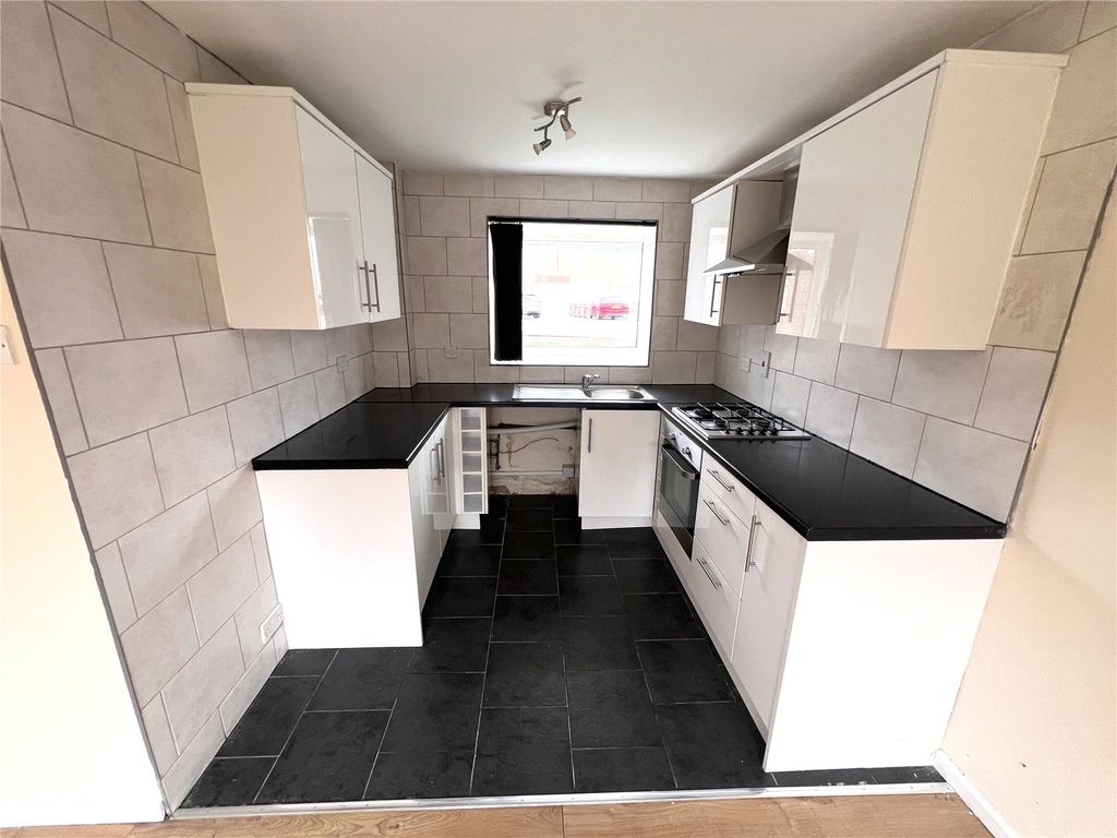 Property photo 3 of 9 Picture No. 05