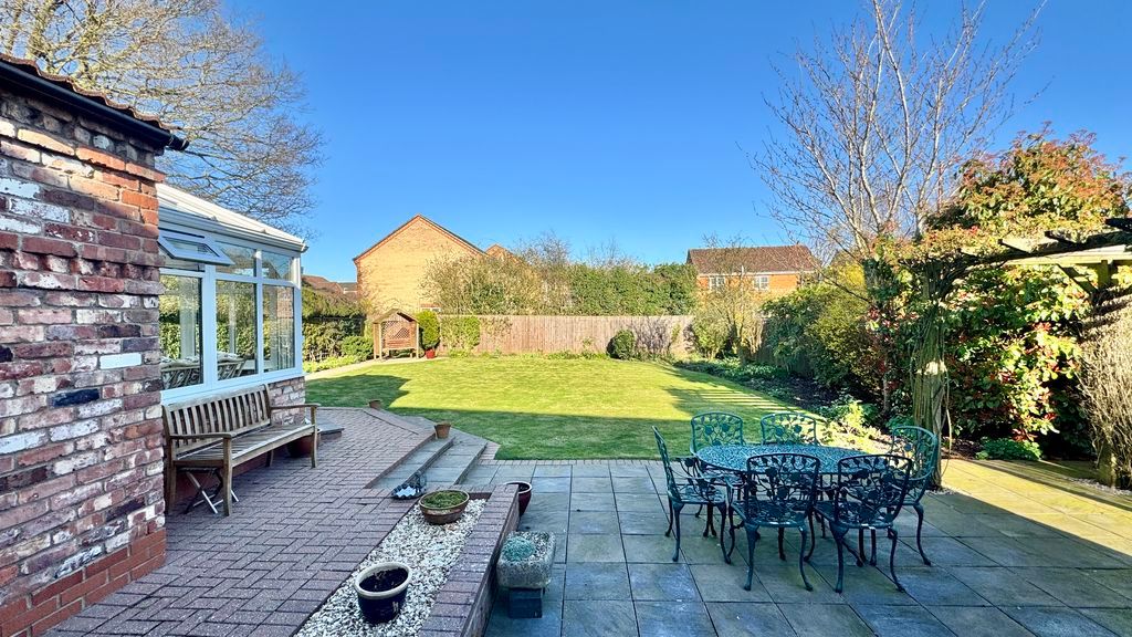 Property photo 2 of 19 Photo 4