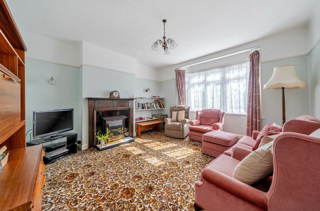 Property photo 2 of 19 1467843-13-6A171c...
