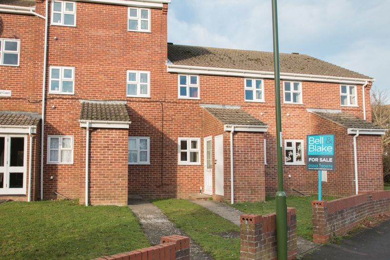 Property photo 1 of 9 Photo 2