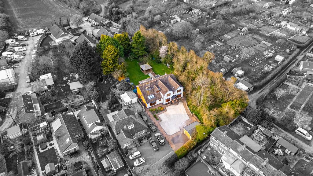 Property photo 1 of 30