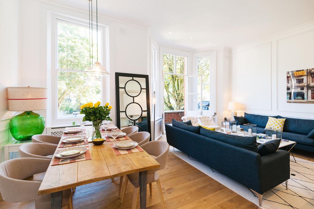 Property photo 2 of 14 Philbeach 07.Jpg