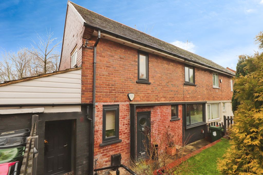 Property photo 2 of 15