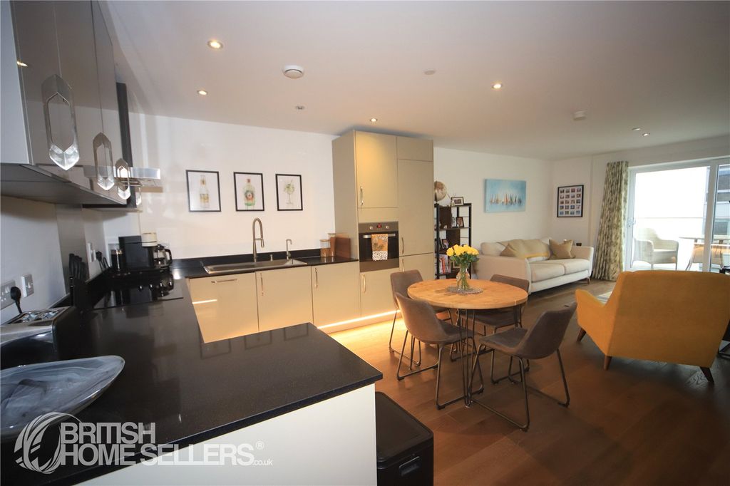 Property photo 3 of 11 Picture No. 11