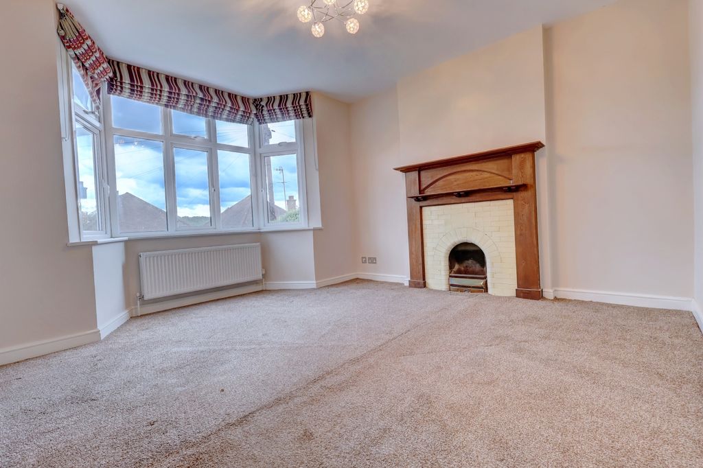 Property photo 3 of 22 Picture No. 11