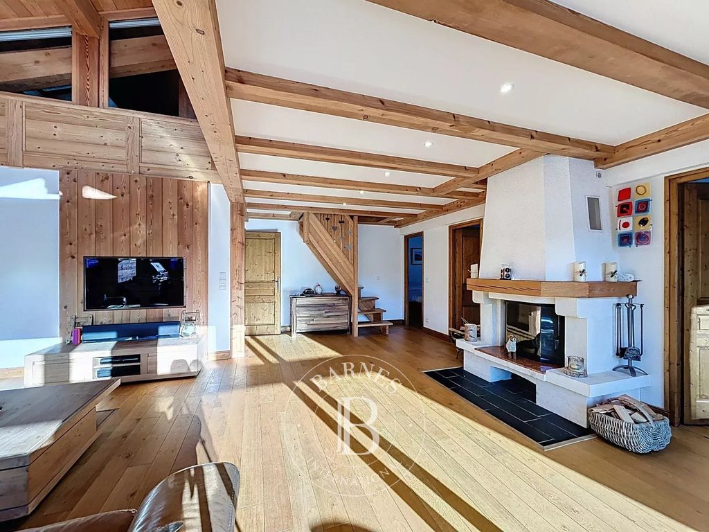 Property photo 2 of 33