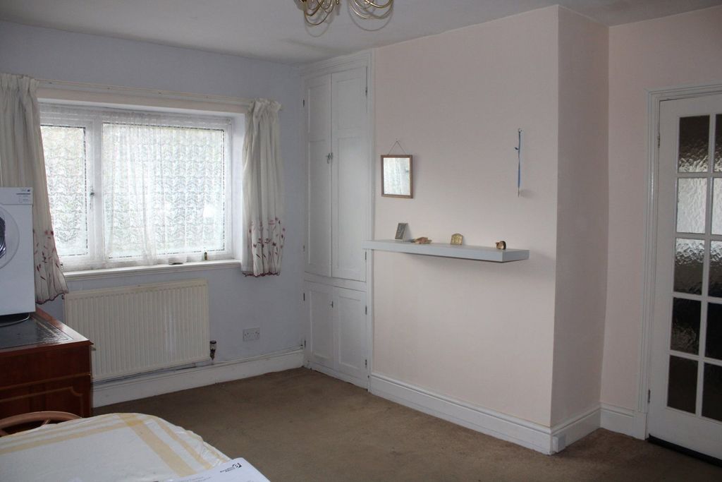 Property photo 2 of 16 Dining Room