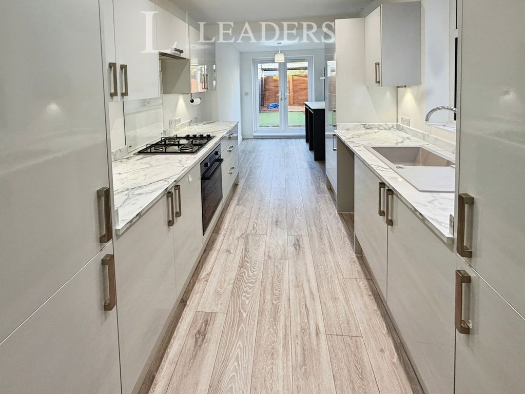 Property photo 2 of 14 Pbox-Img.Jpg
