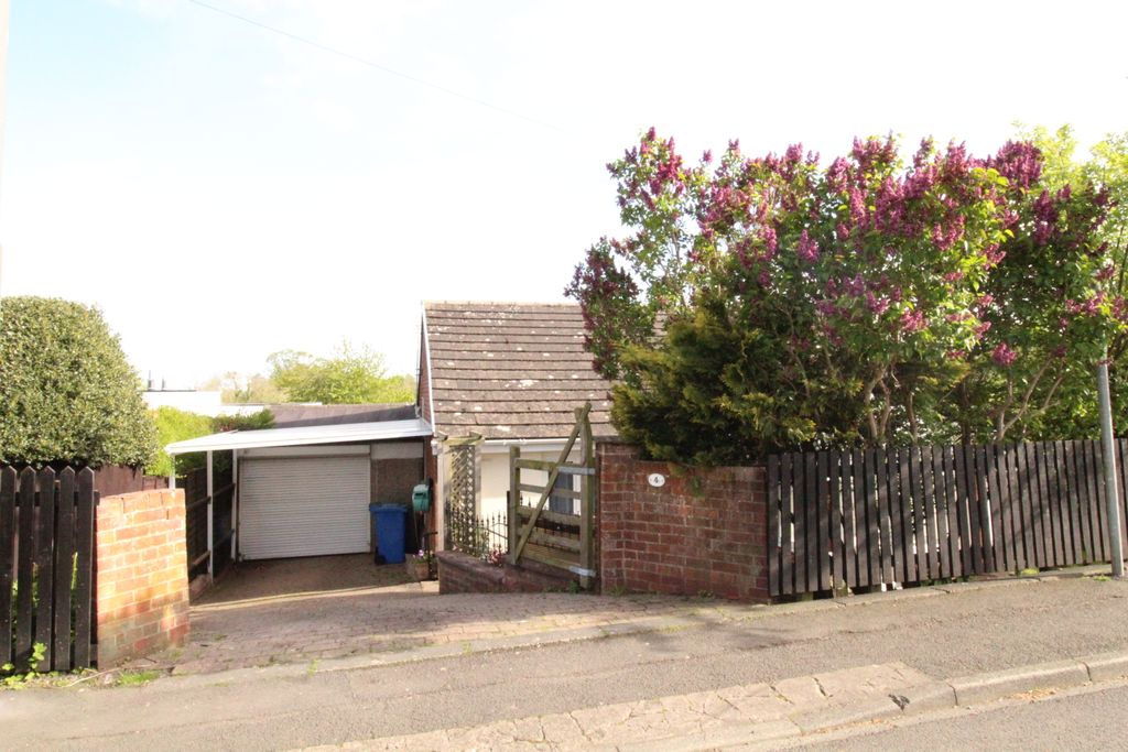 Property photo 2 of 24