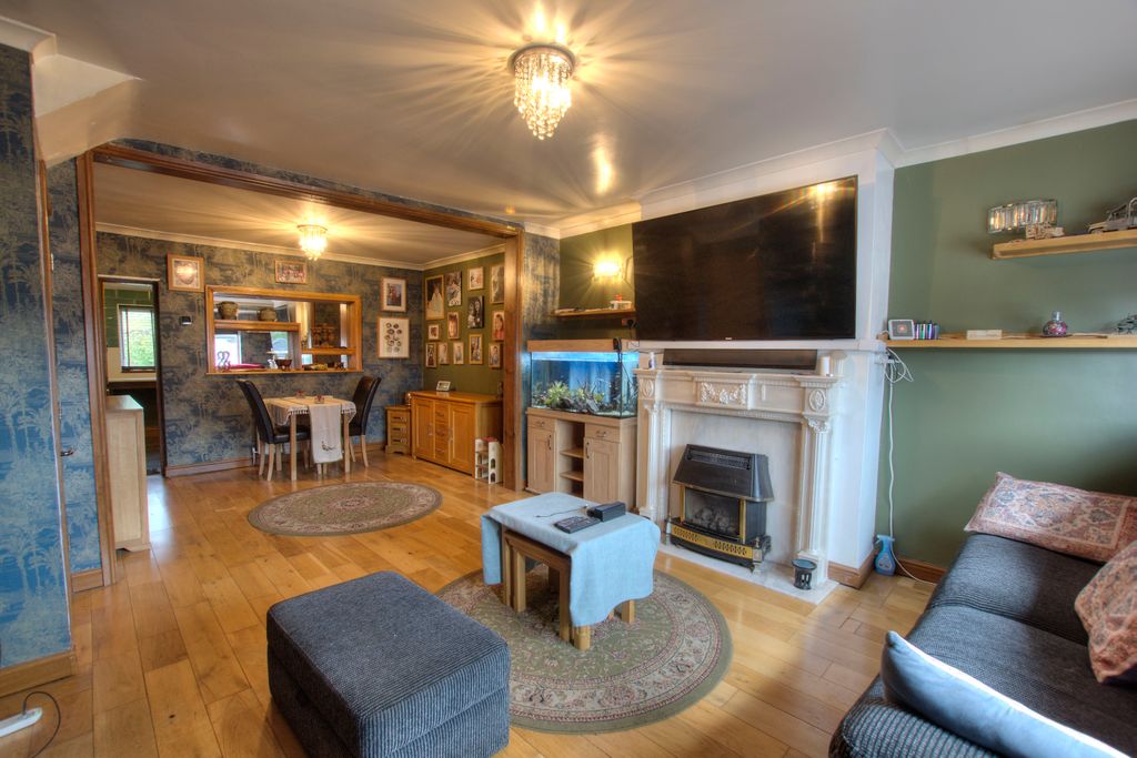 Property photo 2 of 26 2