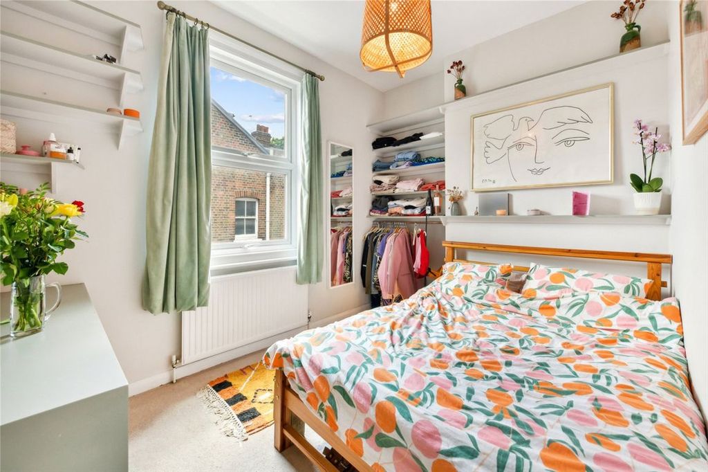 Property photo 3 of 6