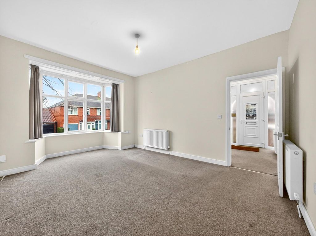 Property photo 2 of 19 Pnmb1246.Jpg