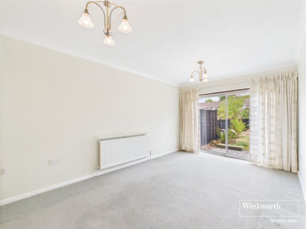 Property photo 3 of 12 Picture No. 05