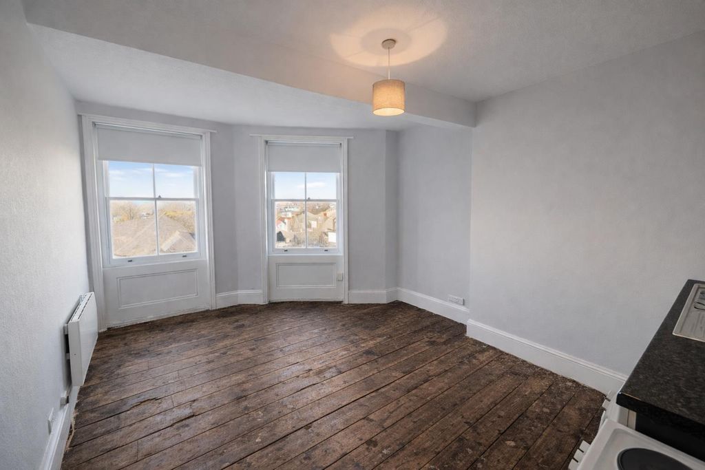 Property photo 2 of 6 020.Png