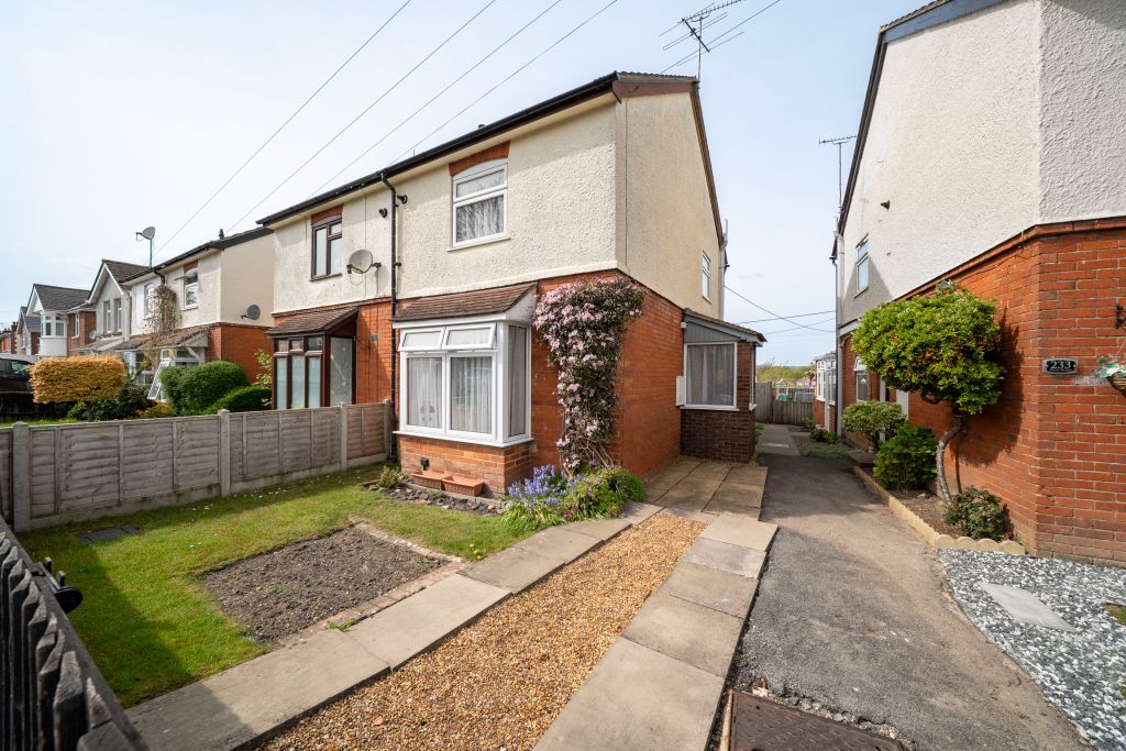 Property photo 3 of 25